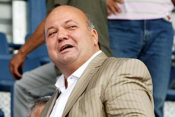 Το ταξίδι Εμιράτα – Θεσσαλονίκη, το παιχνίδι Άρης – Αστέρας Τρίπολης, ο Μπάκος, οι 100.000 σε μετρητά για το Σ/Κ και ο έλεγχος από Τελωνείο και Αστυνομία
