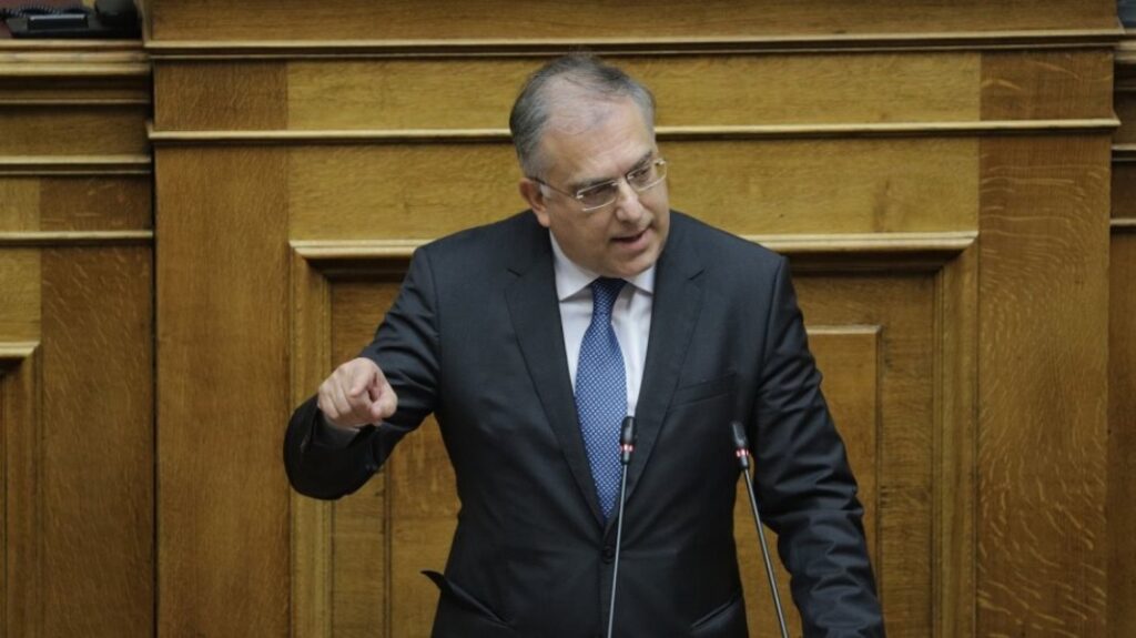 Θεοδωρικάκος: Καθημερινά επιχειρούν 2.500 αστυνομικοί στην Αττική - Αναβαθμίζεται η αστυνομική εκπαίδευση