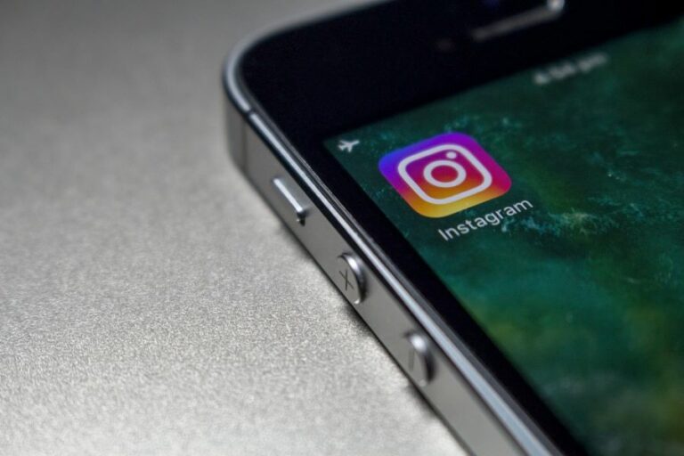 «Έπεσε» το Instagram - Χρήστες αναφέρουν ότι αντιμετωπίζουν προβλήματα