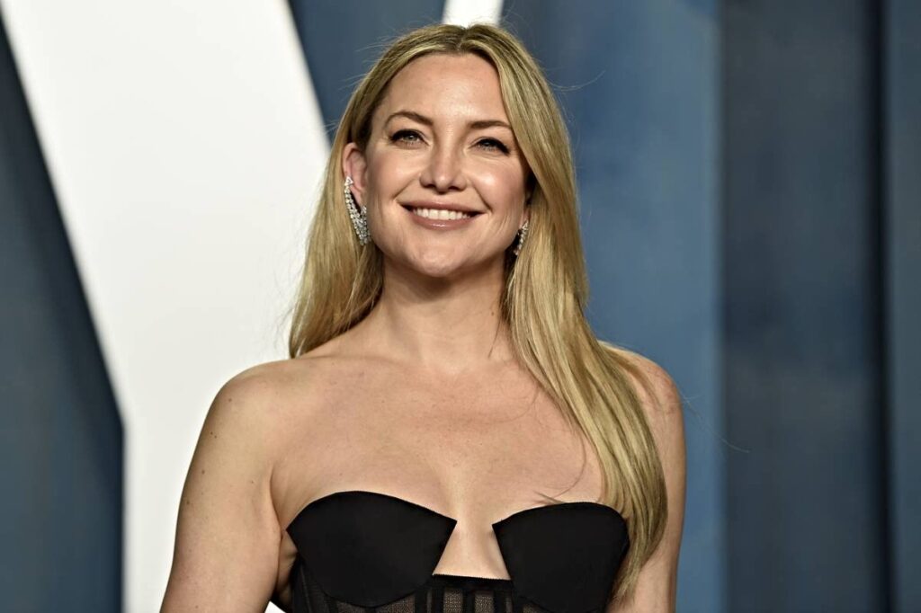 Kate Hudson: Στην Αθηνά για διακοπές η ηθοποιός – Η επίσκεψη στην Ακρόπολη