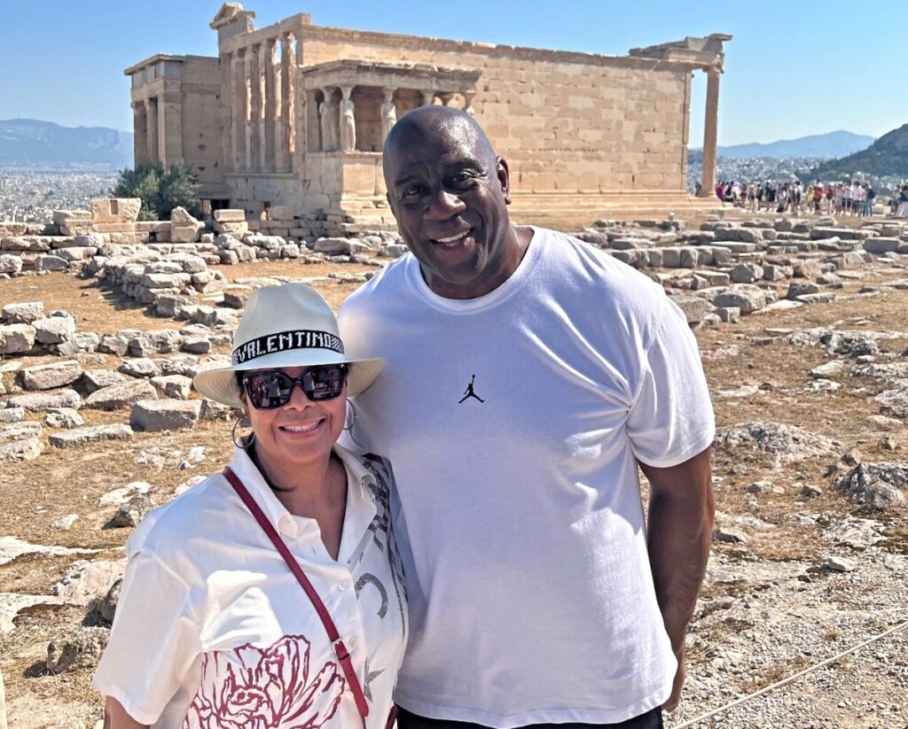 Μάτζικ Τζόνσον, Ακρόπολη.
