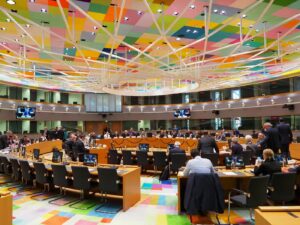 Eurogroup: Εύσημα για τον ελληνικό προϋπολογισμό - Προειδοποιήσεις σε Γαλλία και Γερμανία