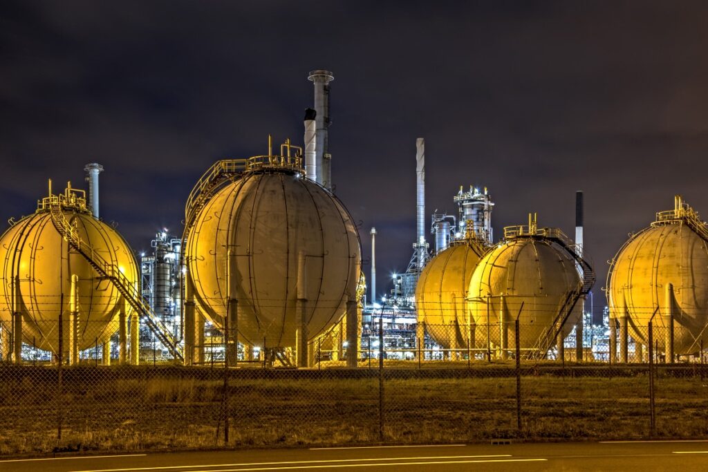 τερματικοί σταθμοί LNG.
