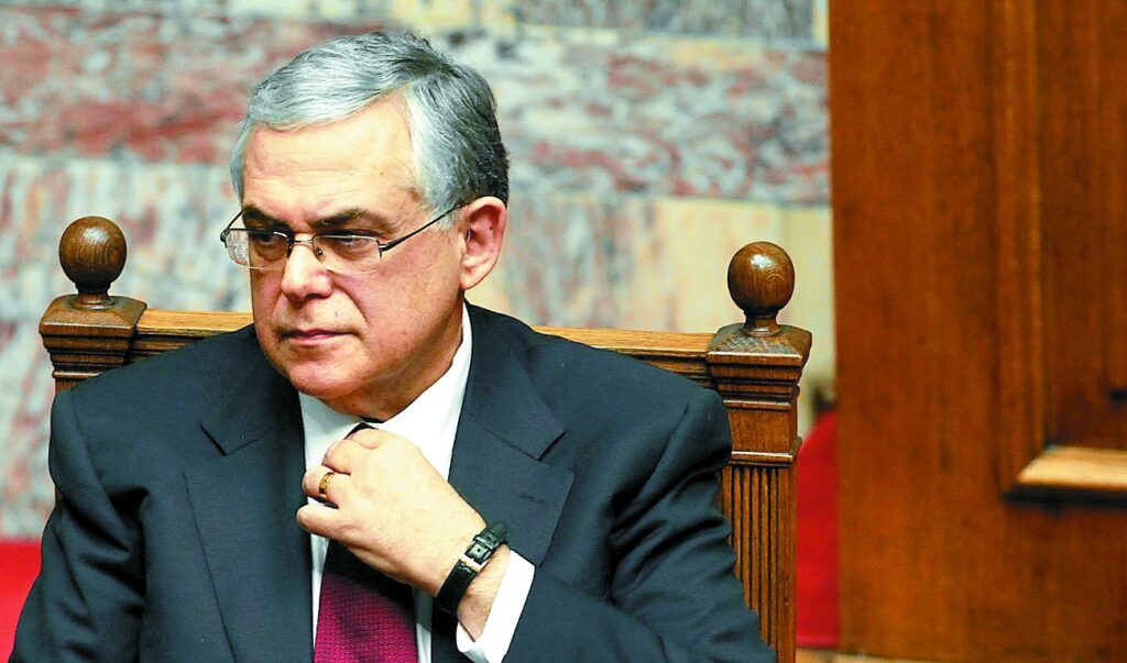 Λουκάς Παπαδήμος: Δεν αποκλείεται η ύφεση να χτυπήσει την Ευρώπη
