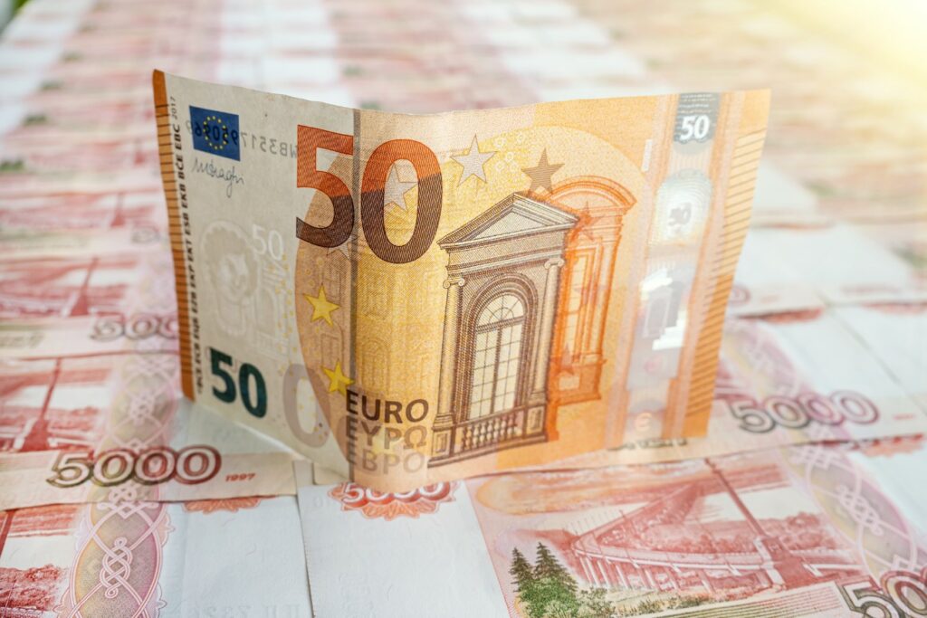 Κερδισμένη από τον οικονομικό πόλεμο η Ρωσία - Ρεκόρ εξαγωγών, στα ύψη το ρούβλι!