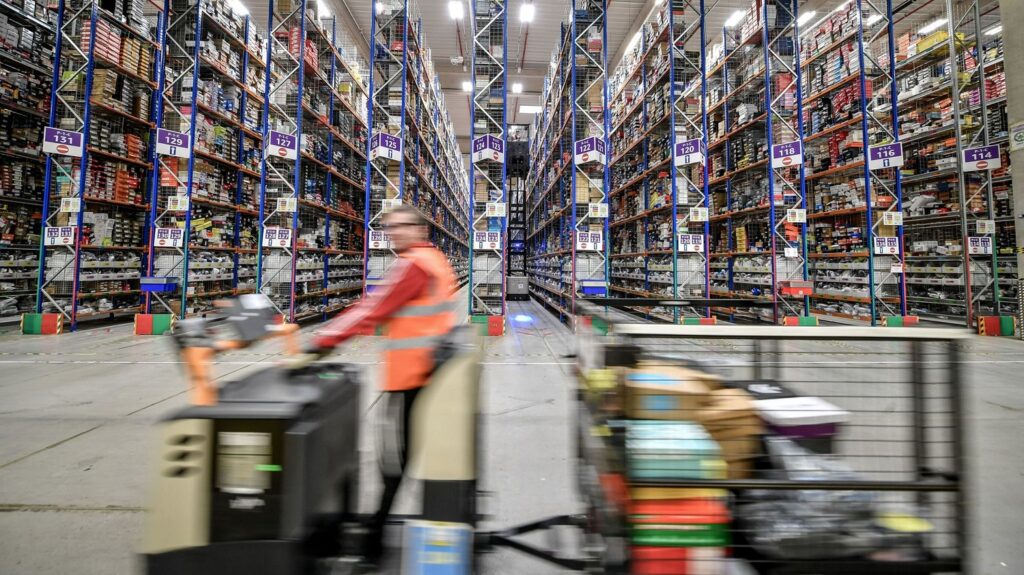 Amazon: Προσλήψεις 4.000 εργαζομένων στην Βρετανία μέσα στο έτος