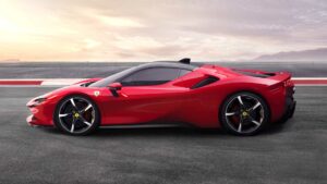 Ferrari SF90 Stradale: Με 1.109 καθαρόαιμα άλογα