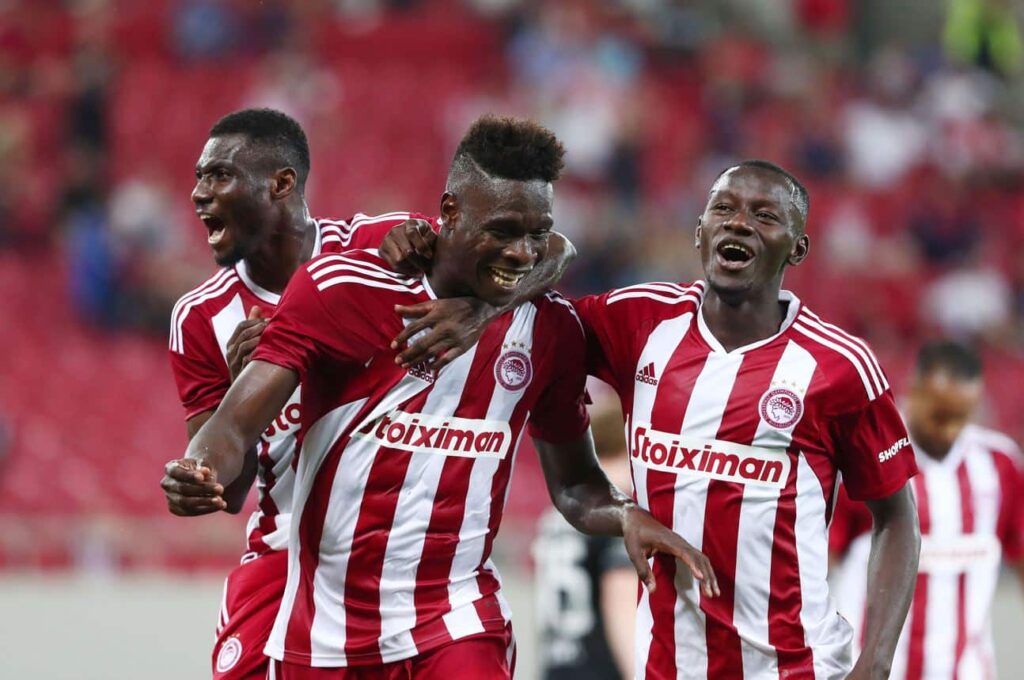 220718133801_olympiacos-alkmaar9