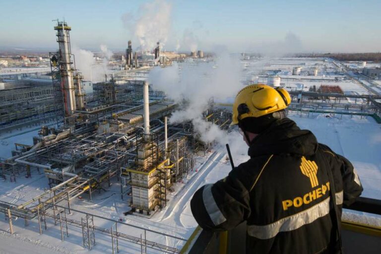 Ρωσία: Βασικός προμηθευτής πετρελαίου της Κίνας και τον Ιούνιο