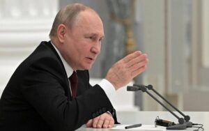 Πούτιν: Απειλεί με χρήση πυρηνικών - «Κανένας λογικός άνθρωπος δεν θα τολμήσει να μας χτυπήσει»
