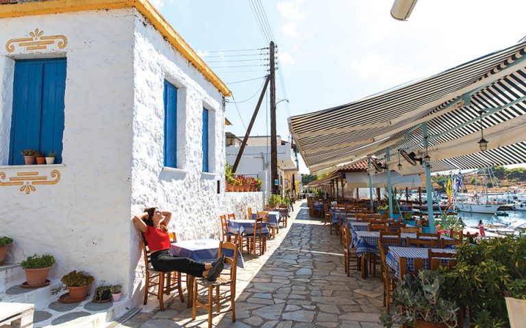 Πληρότητα οι κοντινοί προορισμοί της Αθήνας – Πρωτιά σε Αργοσαρωνικό και Βόρεια Εύβοια