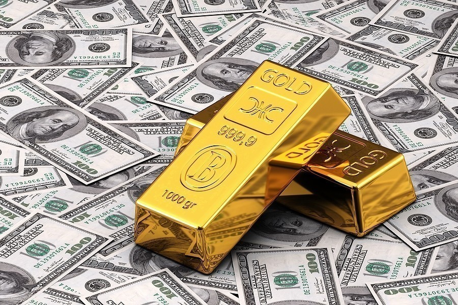 Βουτιά για τον χρυσό – Σε χαμηλό 15 μηνών, κάτω των 1.700 δολαρίων