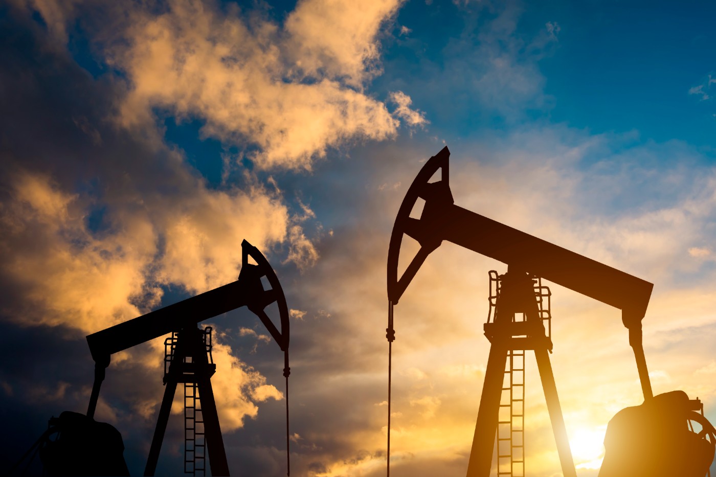 Πετρέλαιο - IEA: Πτώση σχεδόν 50% της παγκόσμιας ζήτησης και υπερπροσφορά μαύρου χρυσού