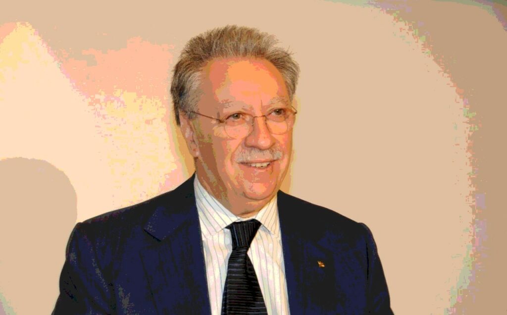 ΜΜ. Σάλλας: Από την Ελλάδα πέρασε οδοστρωτήρας - Οι Έλληνες έχασαν 600 δισ. ευρώ