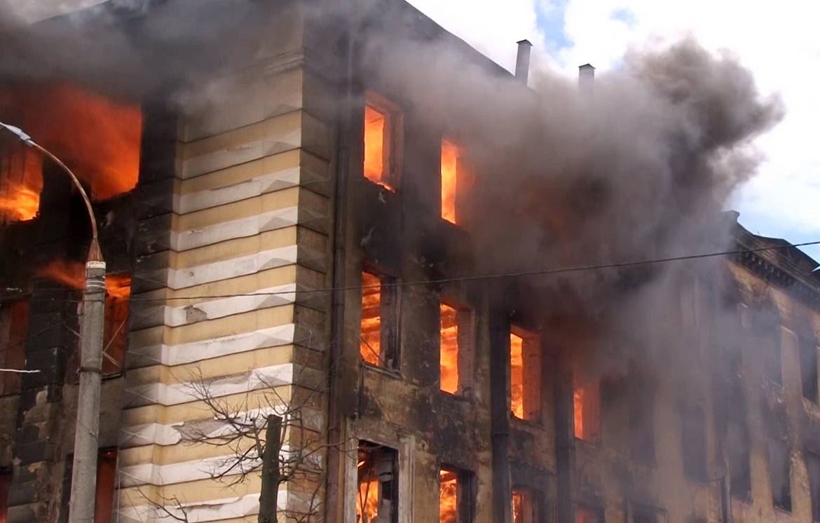 Ρωσία: Οκτώ νεκροί από πυρκαγιά σε πανδοχείο στη Μόσχα
