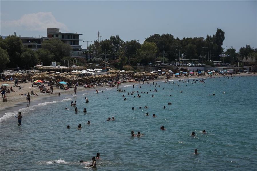 Καιρός: Στους 39 βαθμούς ο υδράργυρος - Ισχυροί άνεμοι στο Αιγαίο - Πού υπάρχει κίνδυνος πυρκαγιάς