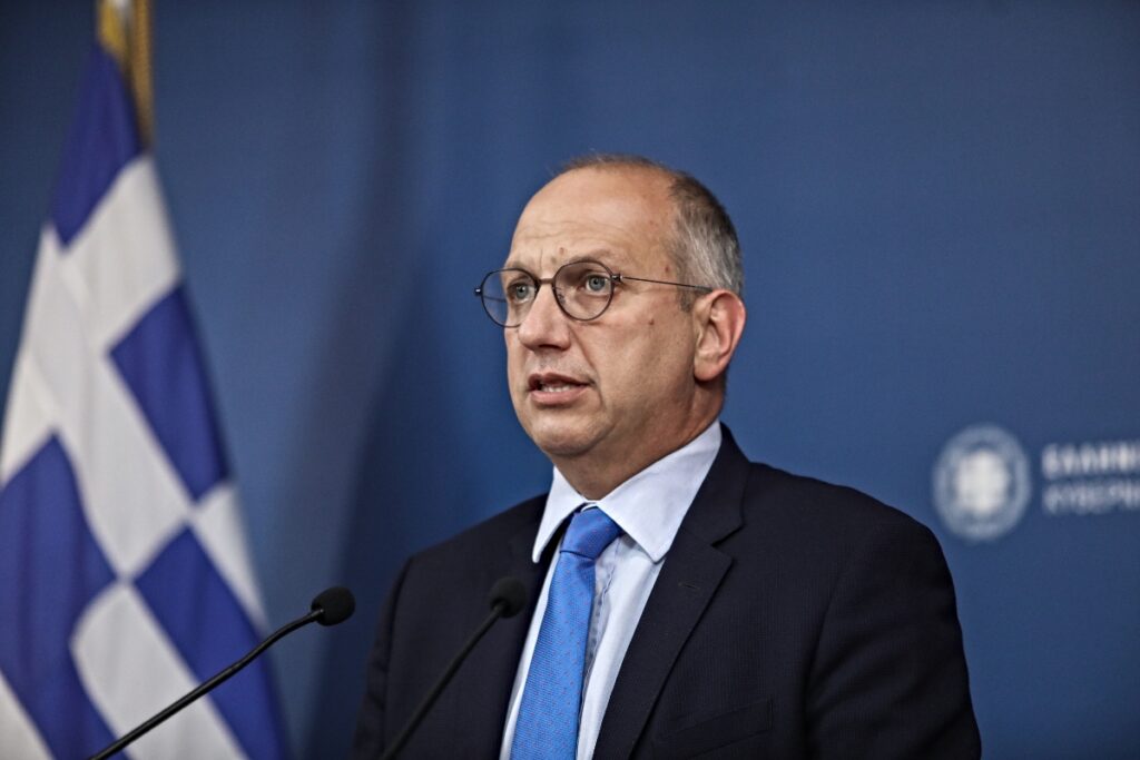 Γιάννης Οικονόμου, κυβερνητικός εκπρόσωπος.
