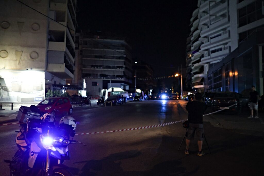 Άγιοι Ανάργυροι, Κάτω Πατήσια, πυροβολισμοί.