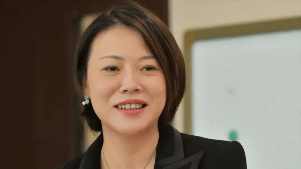 Πώς η πλουσιότερη γυναίκα στην Ασία έχασε τη μισή περιουσία της των 24 δισ. δολ