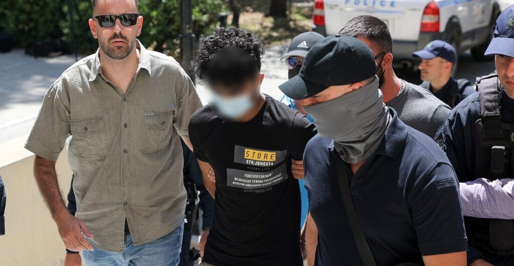 Περιστέρι: Με δυο διαφορετικά ονόματα εμφανιζόταν ο δολοφόνος της 17χρονης - Δεν έχει μετανιώσει λέει ο 22χρονος