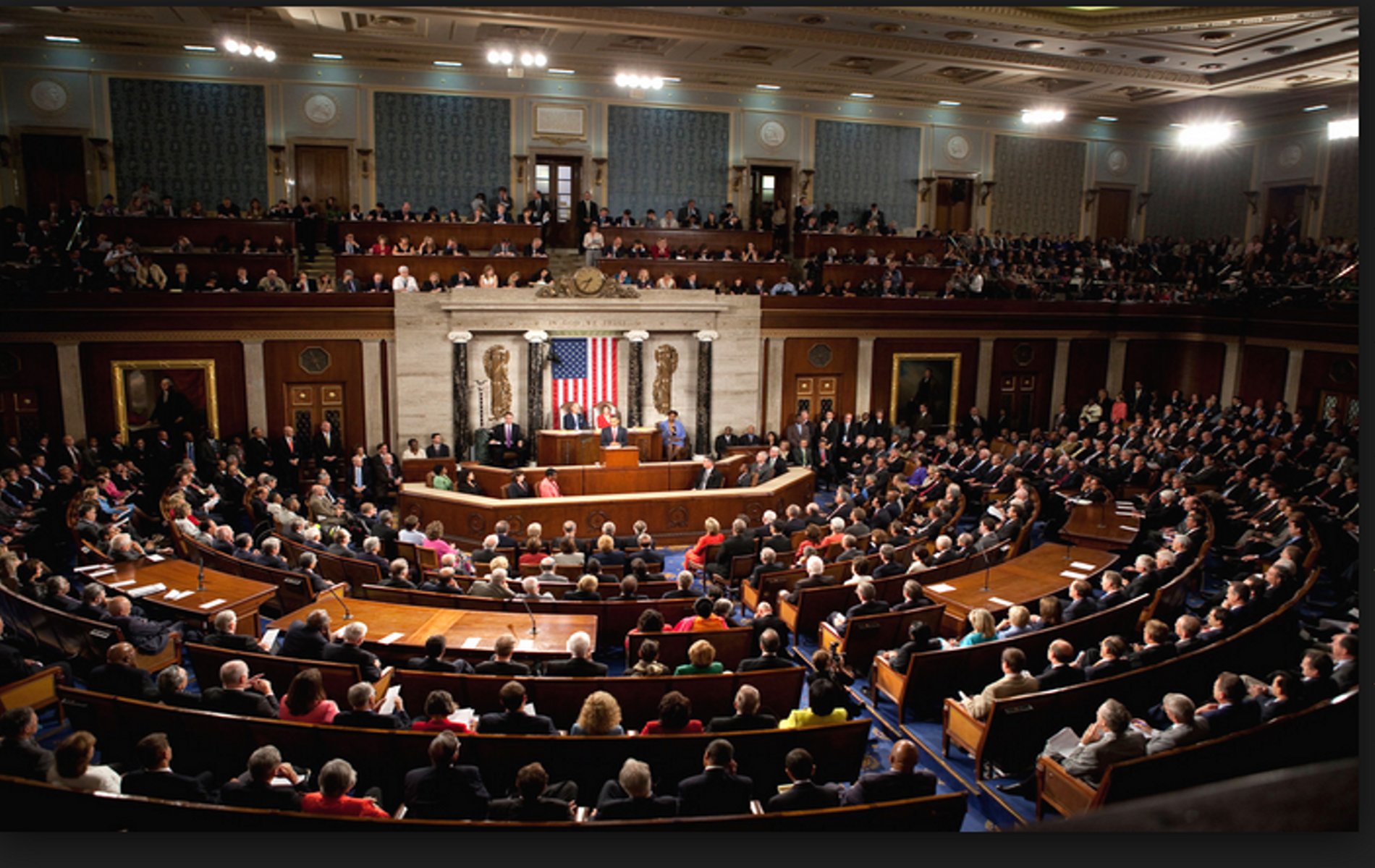 ΗΠΑ: Η αμερικανική Γερουσία υπερψήφισε το μεγάλο μεταρρυθμιστικό πρόγραμμα του Τζο Μπάιντεν για το Κλίμα και την Υγεία