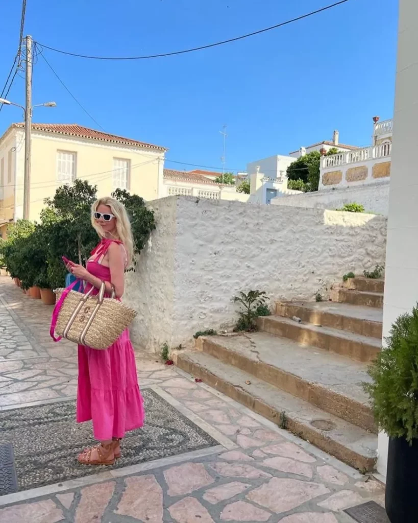 Κλόντια Σίφερ: Πώς περιέγραψε τις διακοπές στην Ελλάδα