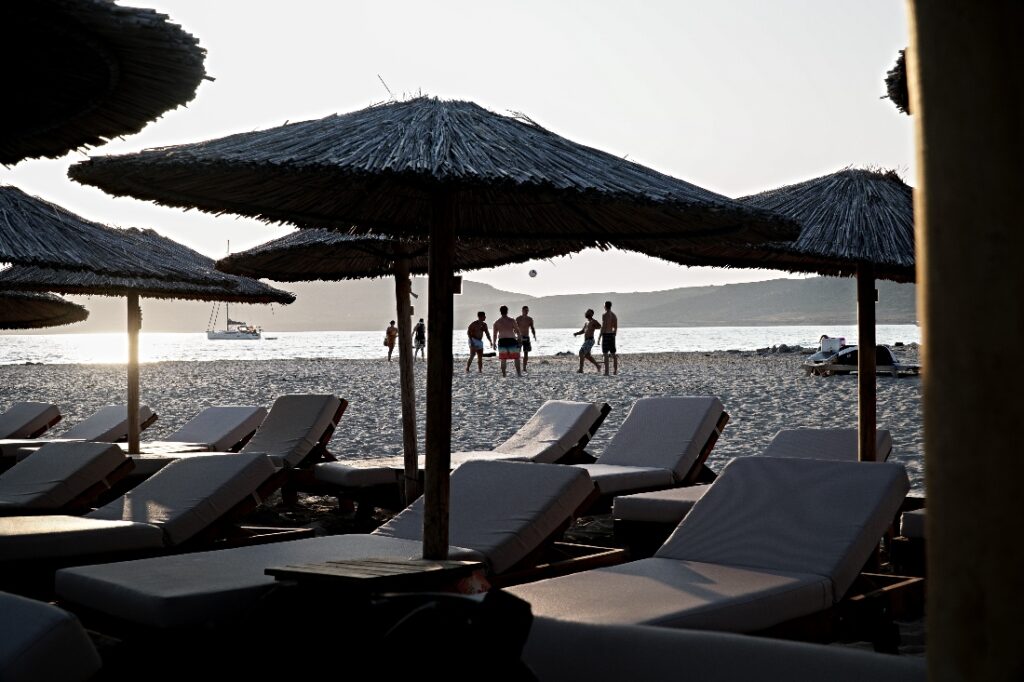 «Σαφάρι» ελέγχων τον Δεκαπενταύγουστο για καύσιμα, κυλικεία και ξαπλώστρες