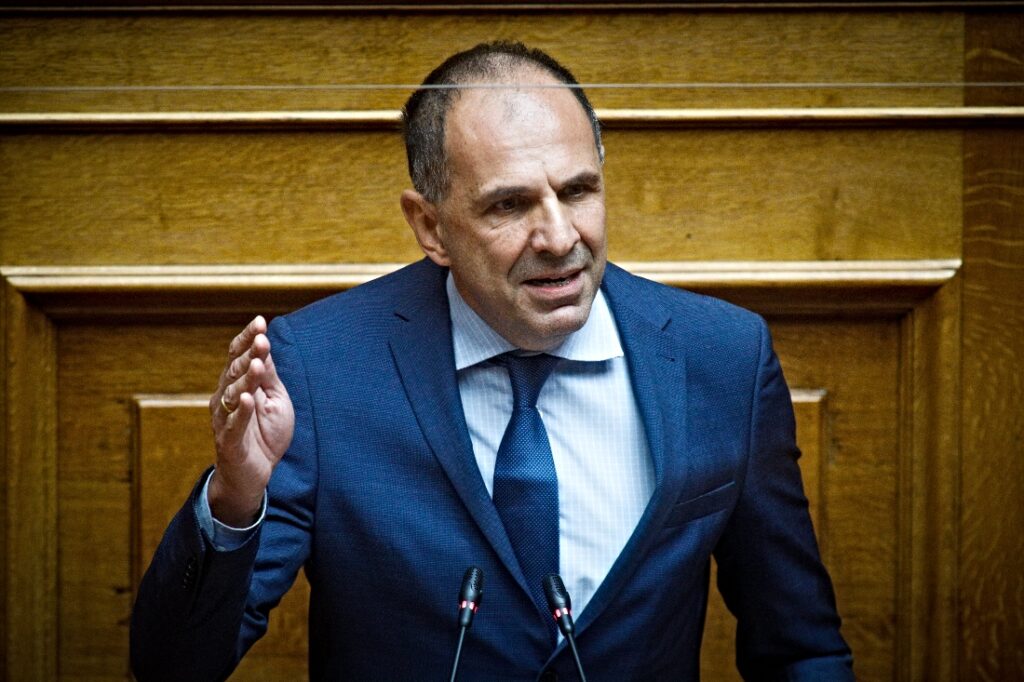Γεραπετρίτης: Καλοδεχούμενη η πρόταση μομφής- Η ΑΔΑΕ όφειλε να ενημερώσει πρώτα τον πρωθυπουργό