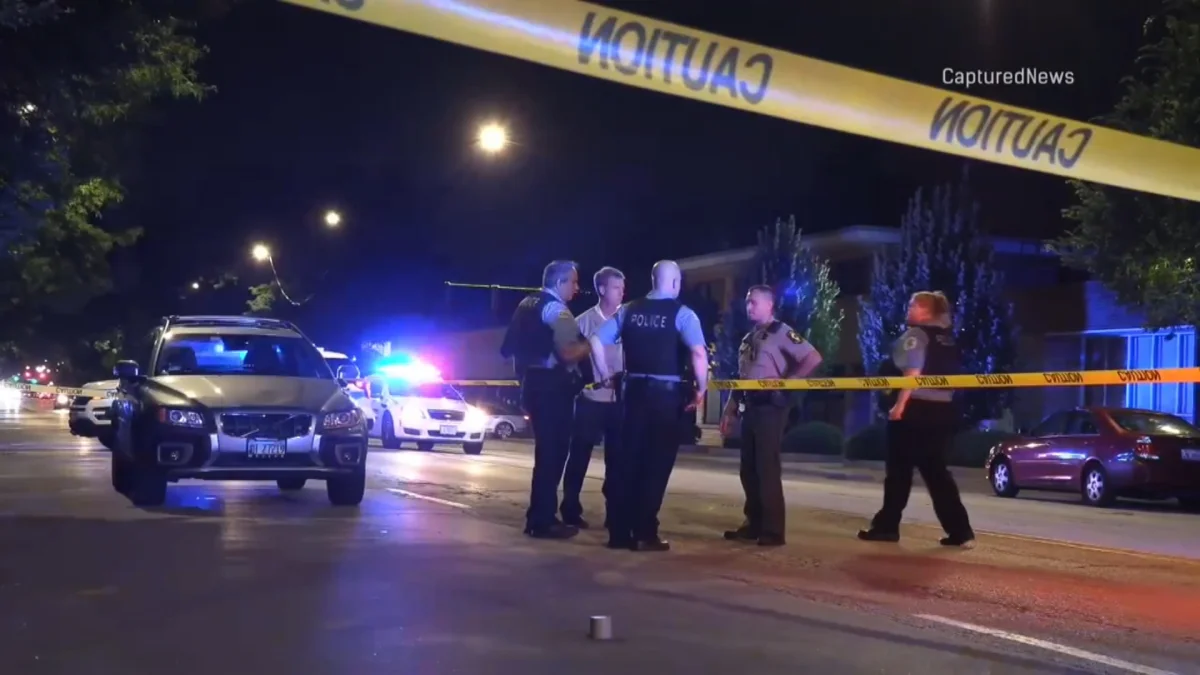 Σικάγο: Αυτοκίνητο «γκάζωσε» και σκότωσε τρεις ανθρώπους - Δείτε βίντεο (ΠΡΟΣΟΧΗ, ΣΚΛΗΡΕΣ ΕΙΚΟΝΕΣ)