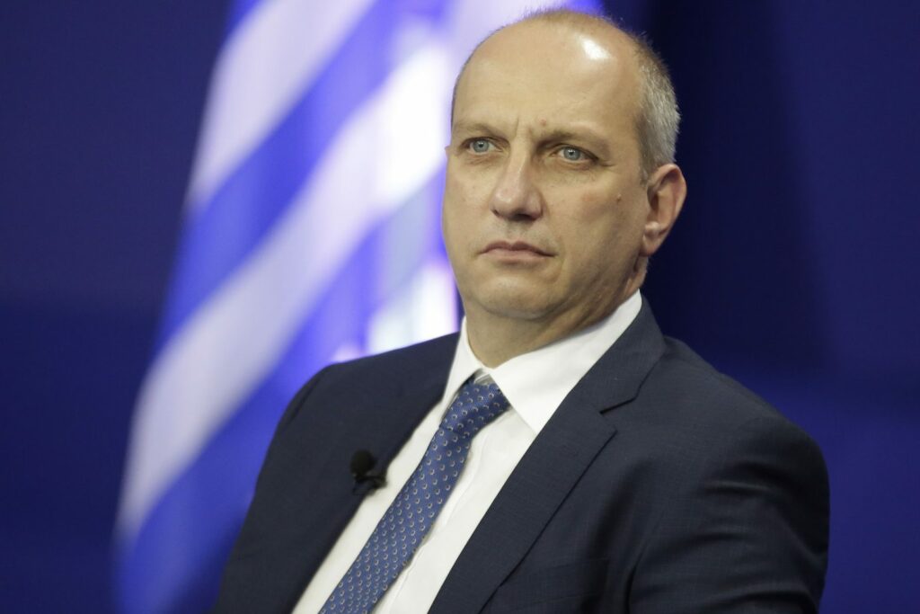 Οικονόμου: "Ο κ. Τσίπρας συντάσσεται με δήθεν δικαιωματιστές και αλλότριες δυνάμεις αδιαφορώντας για την αλήθεια"