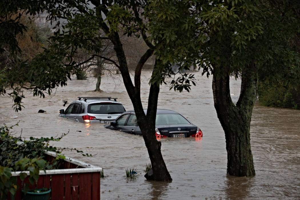 Η Νέα Ζηλανδία πλήττεται από καταρρακτώδεις βροχές και πλημμύρες, εκκενώθηκαν 200 κατοικίες