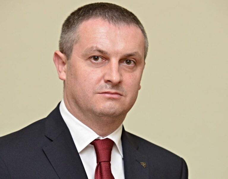 Ολεξάντρ Νακονέτσνι, επικεφαλής της SBU.