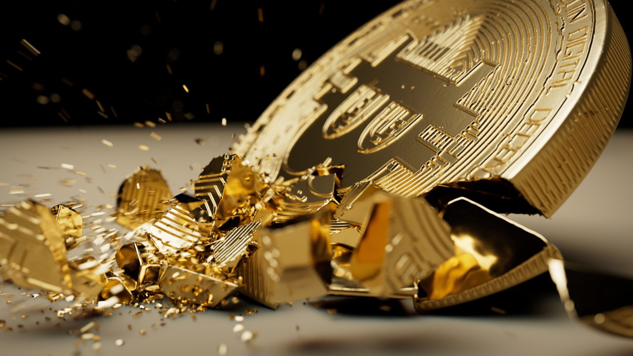 Bitcoin: Ποιοι και γιατί προκάλεσαν τη νέα κατάρρευση του κρυπτονομίσματος