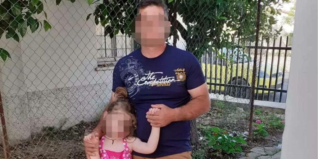Κόρινθος -ψαροντουφεκάς: Ο πατέρας άφησε το παιδί του στο νερό και πήγε να φορτίσει το κινητό του