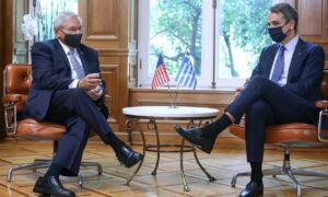 Συνάντηση Κυρ. Μητσοτάκη με τον Γερουσιαστή των ΗΠΑ Ρόμπερτ Μενέντεζ:"Στο καλύτερο επίπεδο από ποτέ οι ελληνοαμερικανικές σχέσεις"