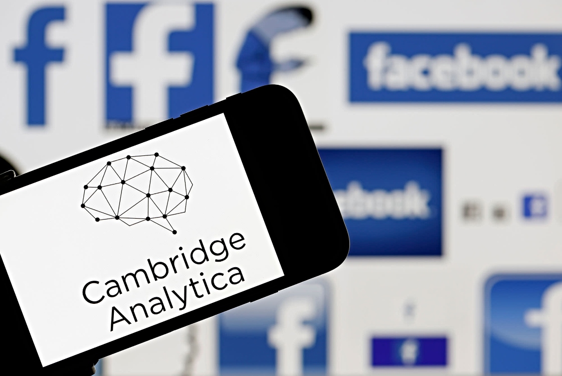 Facebook: Κατ’ αρχήν συμφωνία για αποζημιώσεις λόγω του σκανδάλου “Cambridge Analytica”