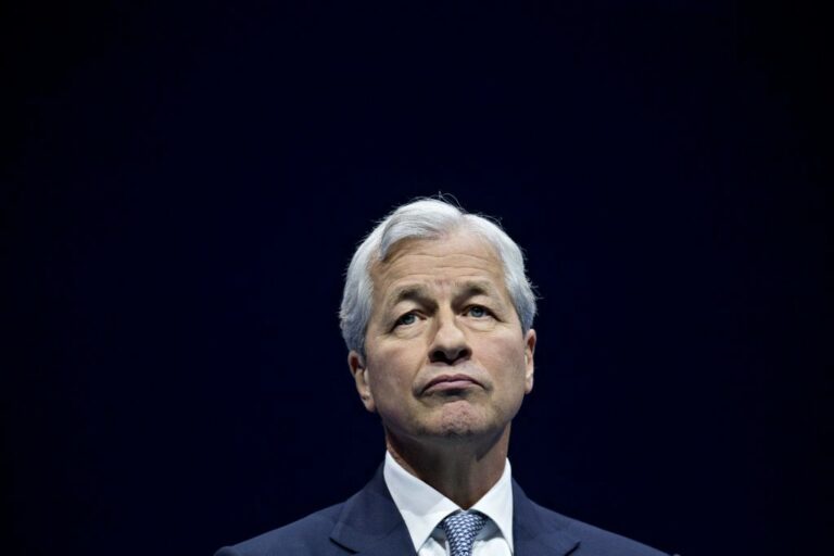 JP Morgan: Υπάρχει κάτι χειρότερο από ύφεση...