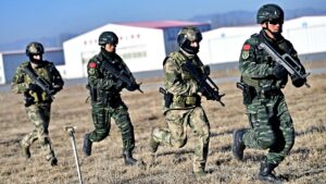 Ρωσία – Κίνα: Αρχίζουν σήμερα (30/08) κοινά στρατιωτικά γυμνάσια στα ανατολικά
