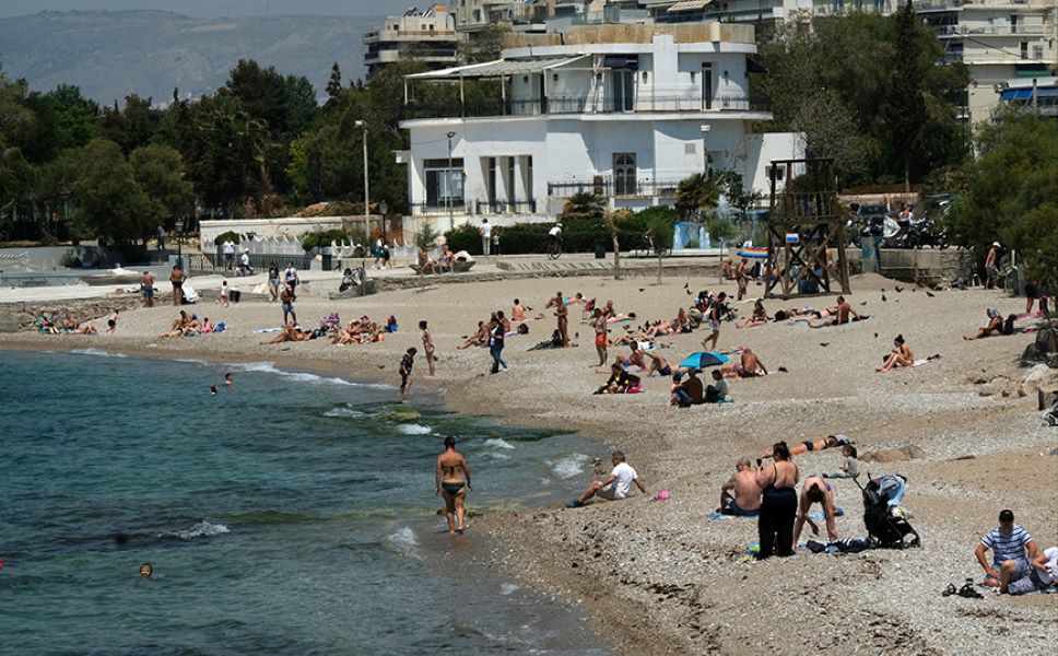 Ζεστός ο καιρός και σήμερα - Στους 38 βαθμούς η θερμοκρασία - Σε ποιες περιοχές θα βρέξει