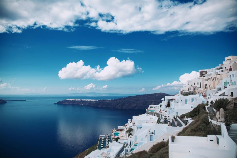 Άστατος ο καιρός τον Δεκαπενταύγουστο - Πού θα εκδηλωθούν βροχές και καταιγίδες