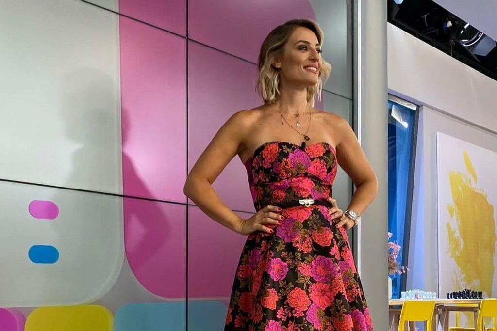 220905164535_morningshowslooks-def