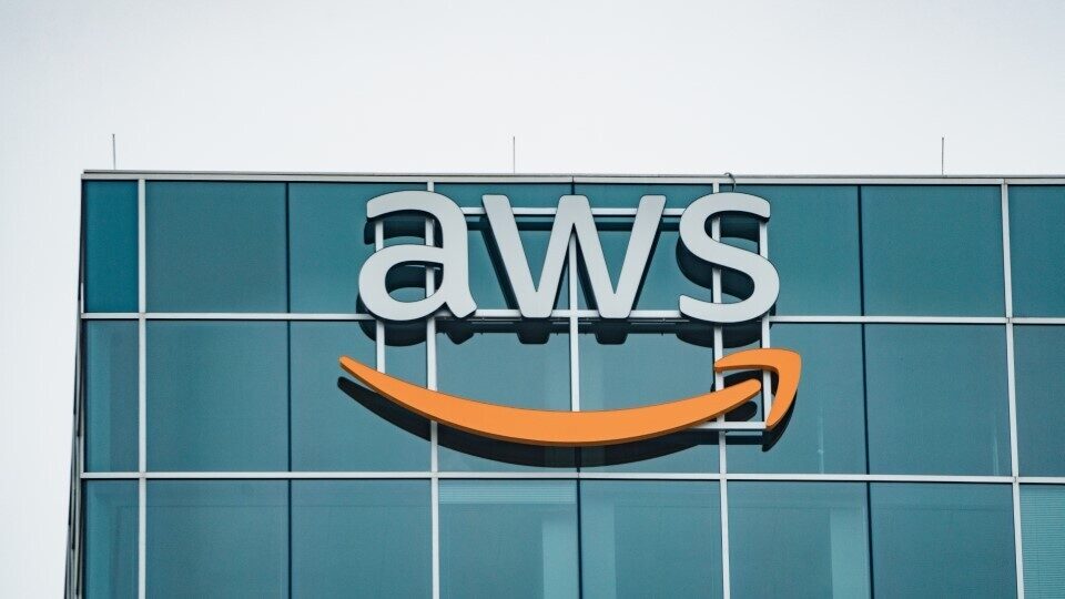 Ο CEO της Amazon λέει ότι έχει ένα «μυστικό όπλο» στη μάχη της Τεχνητής Νοημοσύνης