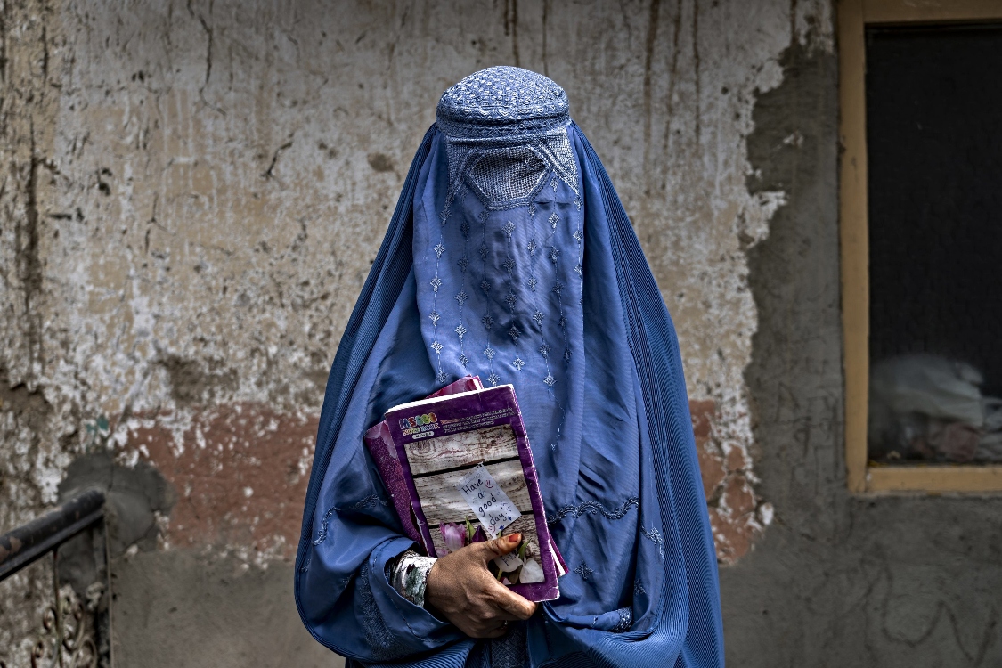 ΟΗΕ: Το Αφγανιστάν οδεύει «προς τον αυταρχισμό», σοβαρό πισωγύρισμα στα δικαιώματα γυναικών και κοριτσιών