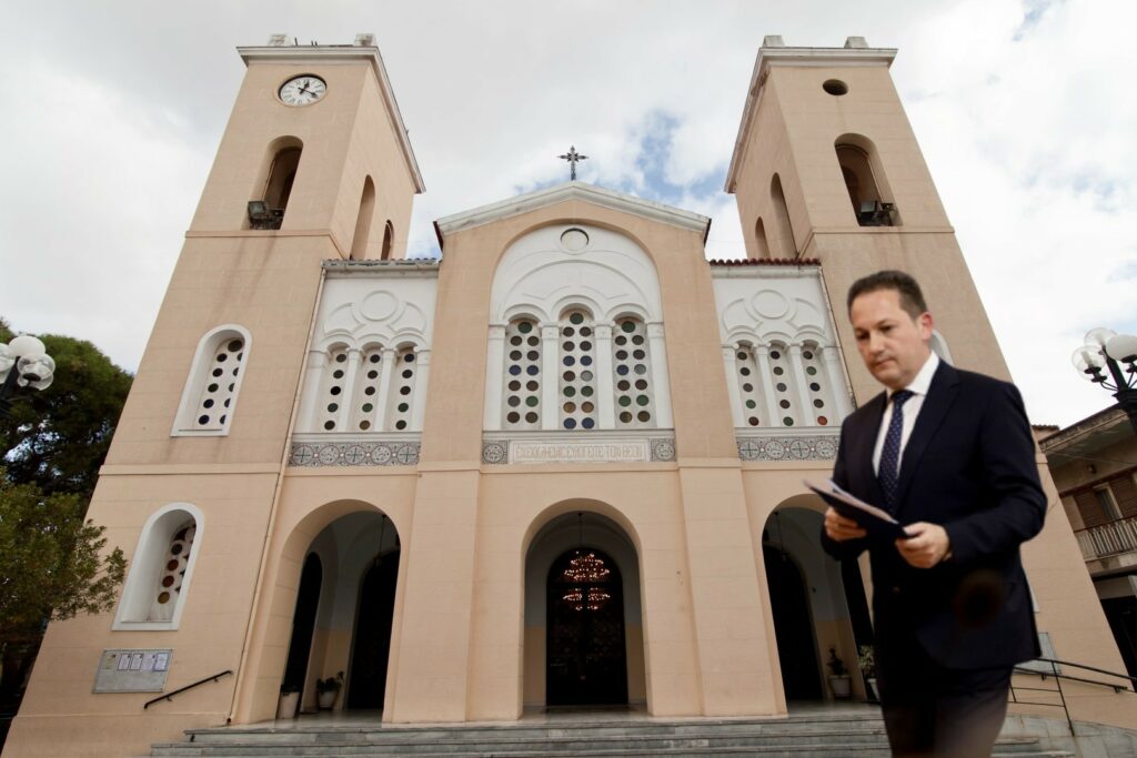 Σφοδρή επίθεση βουλευτή της Ν.Δ. κατά του Στέλιου Πέτσα στην ολομέλεια της Βουλής!