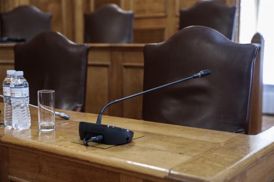 Βόμβα Ρουμπάτη στην Εξεταστική