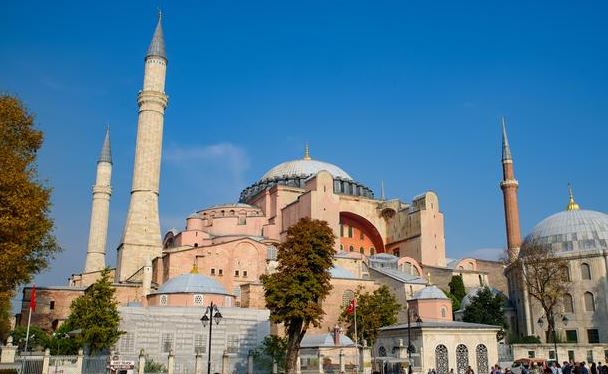 220916090908_agia-sofia