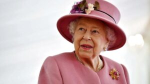 Βασίλισσα Ελισάβετ: Απίστευτη αποκάλυψη από ηθοποιό του «The Crown»