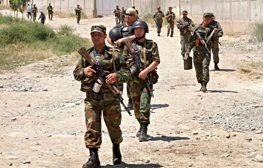 Κιργιστάν – Τατζικιστάν: Στους 81 οι νεκροί από τις πρόσφατες συγκρούσεις