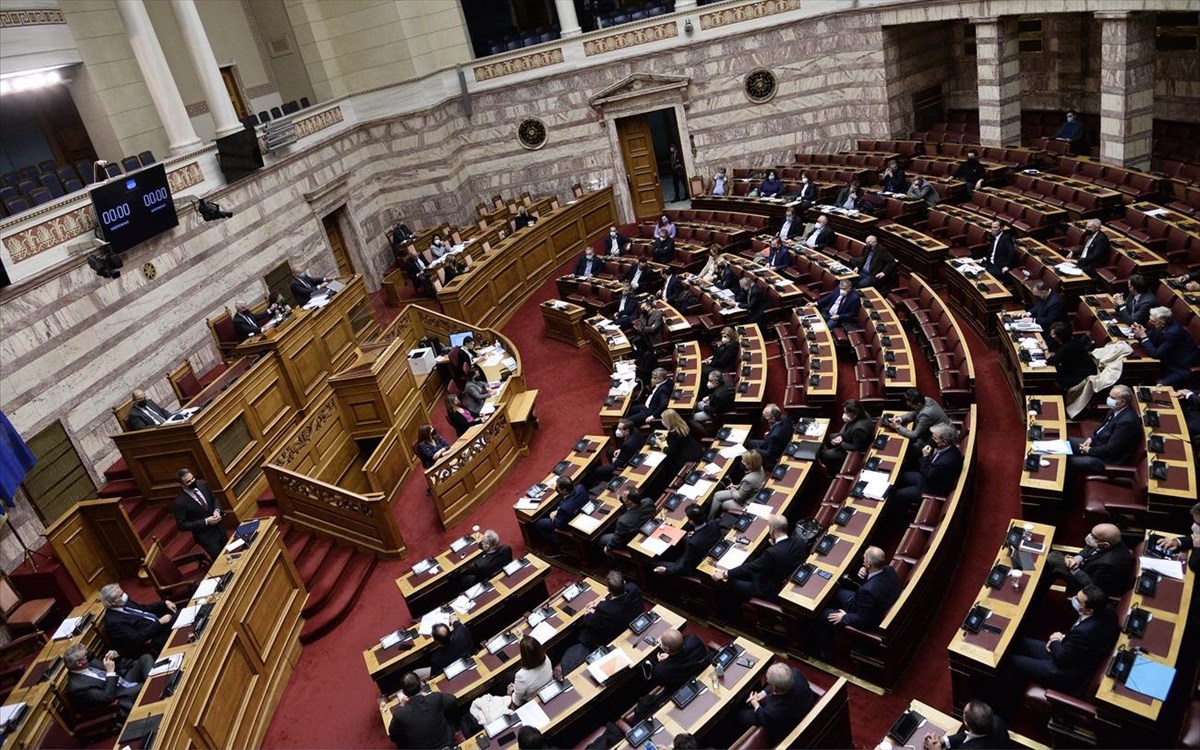 Βουλή: Στην Ολομέλεια οι αλλαγές σε ΔΕΚΟ και ΑΕ του Δημοσίου