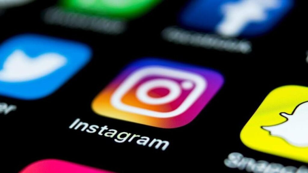 Πώς μια "καυτή" συνομιλία στο Instagram οδήγησε στη σύλληψη ενός 21χρονου